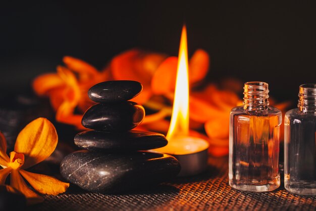 Zrozumieć magię trwałych zapachów: sekrety korzennych perfum
